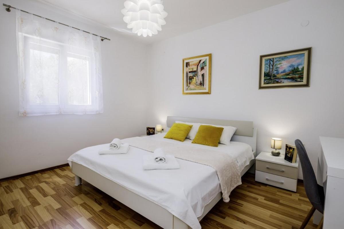 Hotel Ani in Trogir * Mittel-Dalmatien Donji Seget Exterior foto